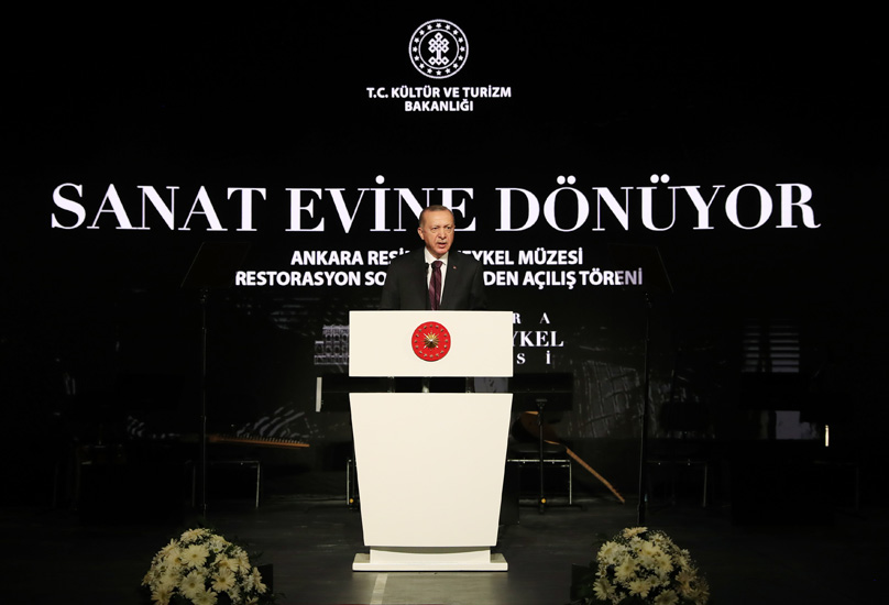 “MAZİSİYLE BAĞLARI ZAYIFLAYAN TOPLUMLAR İSTİKBALİ İNŞA EDEMEZ”