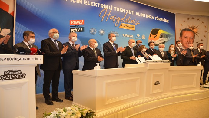 KARAİSMAİLOĞLU,BÜYÜK BİR UFKA SAHİP GAZİANTEP BÜYÜKŞEHİR, VE BAŞARIYLA YÖNETİLİYOR