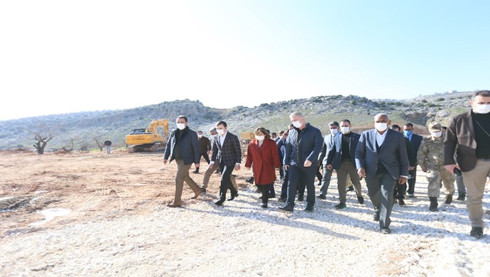 TÜRKİYE’NİN EN BÜYÜK CAM TERASININ İNŞASINA BAŞLANDI