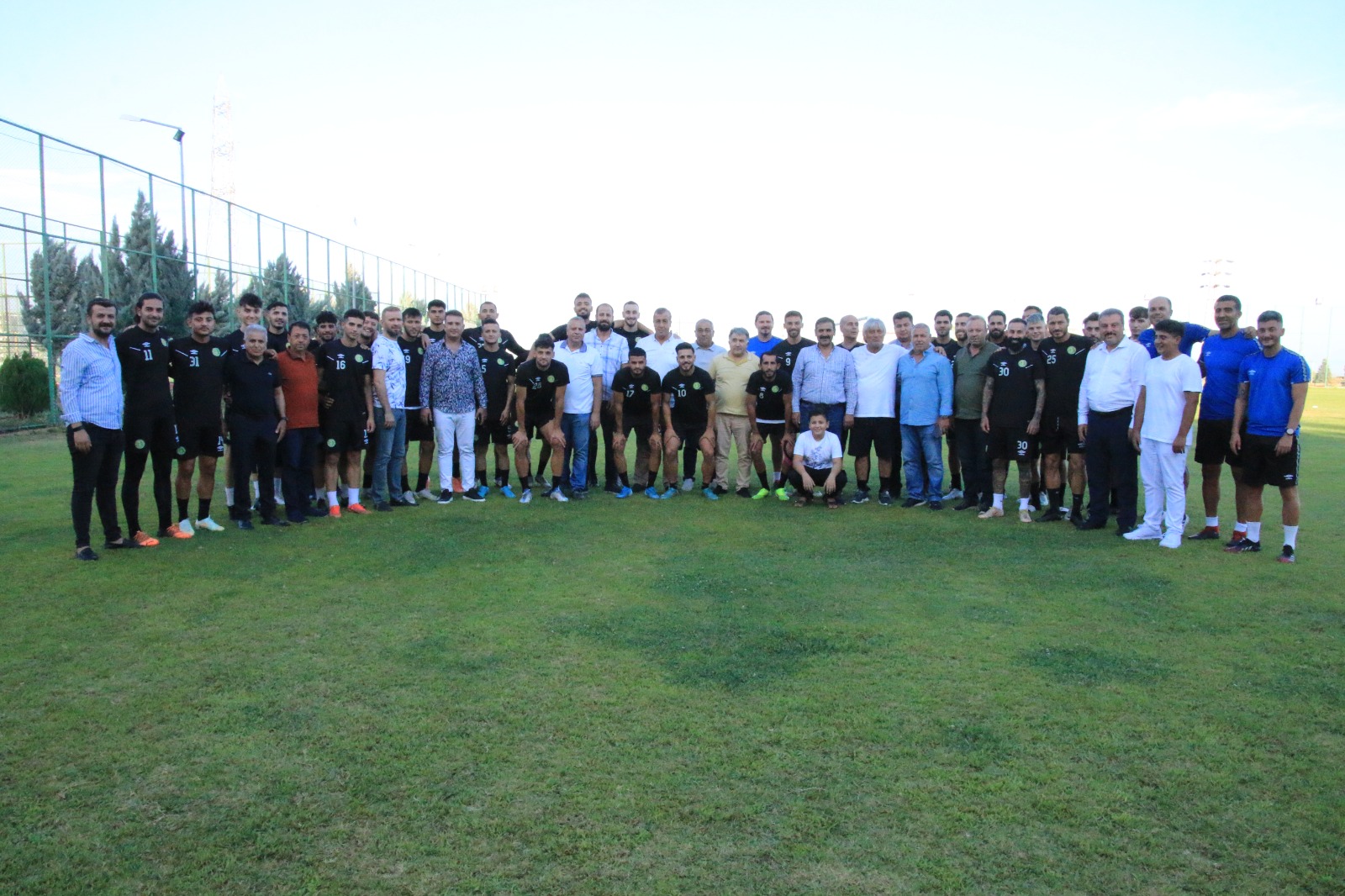 ŞANLIURFASPOR İŞİ SIKI TUTUYOR