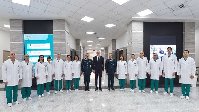 İlham Əliyev Bakıda Dövlət Sərhəd Xidmətinin yeni hərbi hospital kompleksinin açılışında iştirak edib