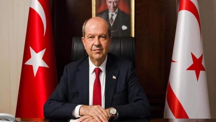 Cumhurbaşkanı Ersin Tatar, Türkiye Büyük Millet Meclisi (TBMM) Genel Kurulunda, TBMM Başkanı Numan Kurtulmuş’un imzasını taşıyan, “Kıbrıs Barış Harekatı’nın 50. Yıl Dönümü” başlıklı tezkerenin kabulünden duyduğu memnuniyeti dile getirdi