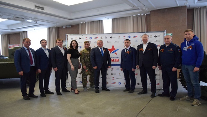 Askeri ve Emek Başarıları Müzesi, Kremlin, “Vatan Savunucuları” Devlet Fonu şubeleri: “Birleşik Rusya” “Zafer Diktesi”nin düzenlenmesi için 30 binden fazla mekan düzenledi