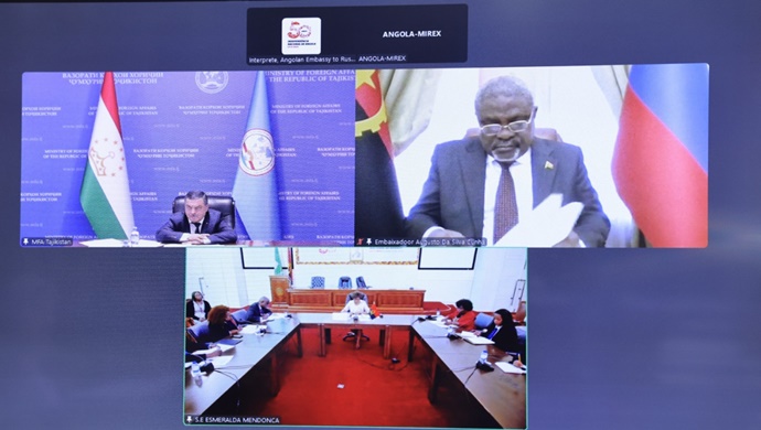 Angola ile siyasi istişareler