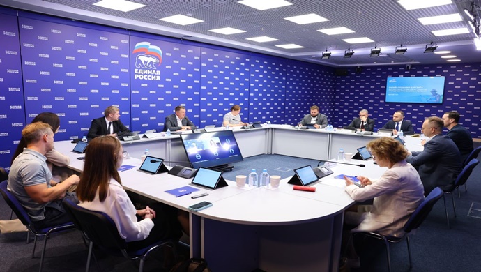 Точки роста для поддержки выхода фермеров на онлайн-площадки: В «Единой России» обсудили развитие направления