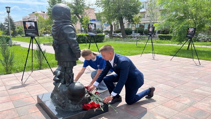 МГЕР организовала в регионах памятные мероприятия ко Дню памяти детей-жертв войны в Донбассе