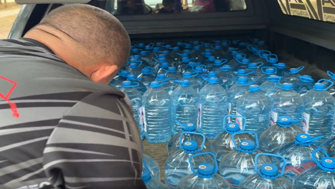 «Единая Россия» доставила питьевую воду в населённые пункты ДНР