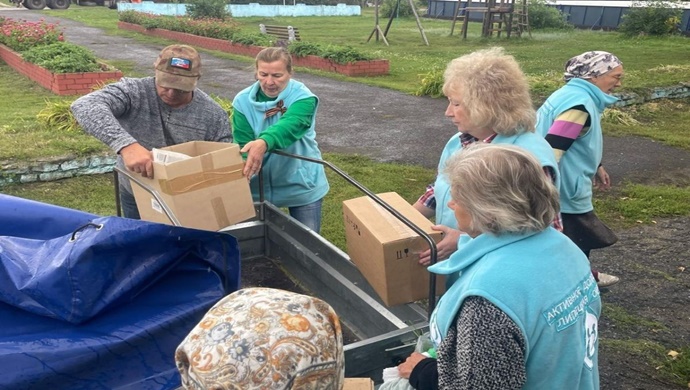 «Единая Россия» и жители регионов направили новые партии помощи для бойцов СВО