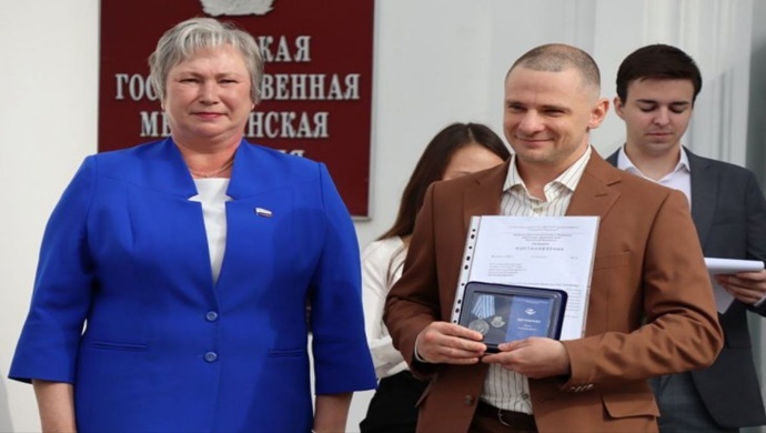 В Амурской области сторонников «Единой России» отметили медалями «За помощь фронту»