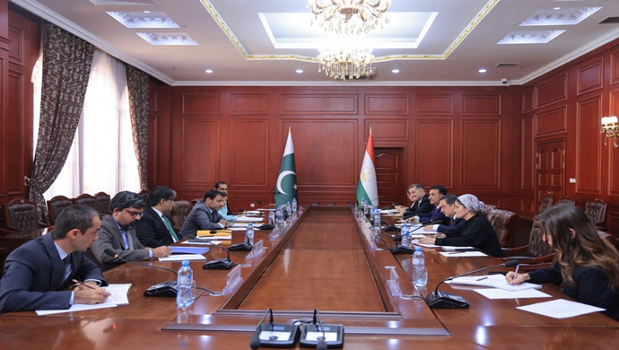 Tacikistan ve Pakistan arasında siyasi istişareler Duşanbe’de gerçekleştirildi