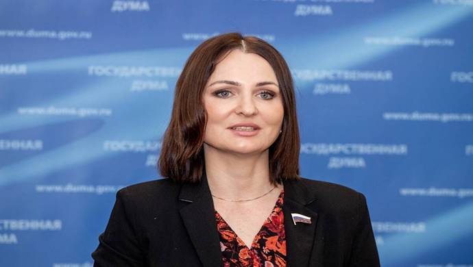 Birleşik Rusya, kadın klinikleri, çocuk klinikleri ve perinatal merkezlerinin inşasını, yenilenmesini ve tadilatını denetleyecek.