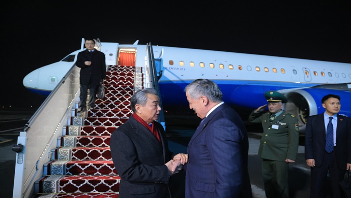 China’s Foreign Minister arrived in Dushanbe