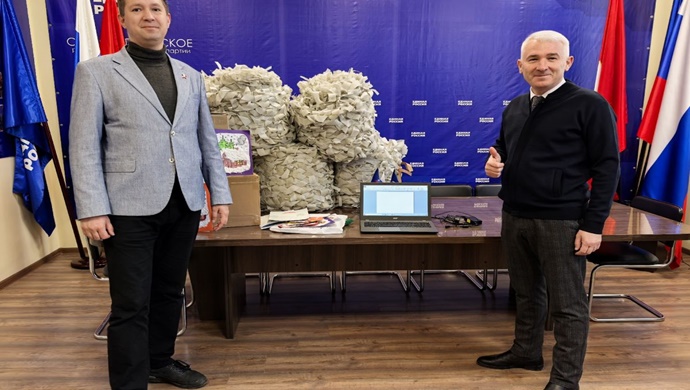 Генераторы, ноутбуки, стройматериалы, тепловые пушки, продукты: «Единая Россия» поддерживает бойцов СВО на передовой