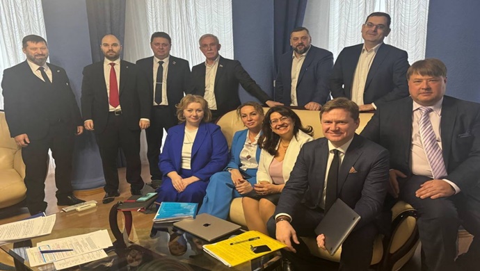 Birleşik Rusya partisinin “Kendi Seçimini Yap” projesi, halk programının uygulanmasını kutlamak amacıyla Orel’de etkinlikler düzenledi.