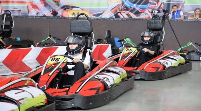 Luhansk’ta, Birleşik Rusya’nın desteğiyle, SVO katılımcılarının çocukları için açık bir karting eğitim seansı düzenlendi