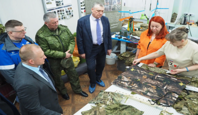 Birleşik Rusya, Nadym’deki (Yamalo-Nenets Özerk Okrugu) dikiş taburunun gönüllülerine destek verdi