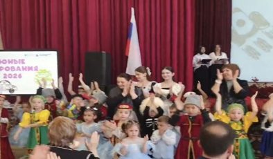 Birleşik Rusya, Dağıstan’daki Genç Yetenekler festivaline katılanları destekledi