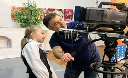 Birleşik Rusya’nın girişimiyle, Pokachi’den (Khanty-Mansi Özerk Bölgesi) öğrenciler televizyon ve radyo şirketini ziyaret etti