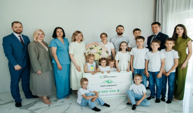 SVO katılımcılarının aileleri, çocuklar, gönüllüler: Birleşik Rusya, bölge sakinlerine yardım etti