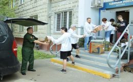Средства РЭБ, автомобиль, квадрокоптеры, стройматериалы: «Единая Россия» направила новые гумконвои на фронт
