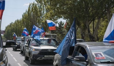 Motor rallileri, Ölümsüz Alay yürüyüşleri ve cesaret dersleri: Birleşik Rusya, Zafer Günü’nü ülke genelinde kutladı