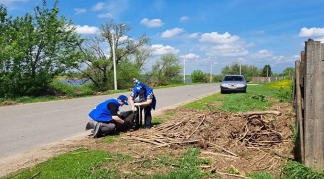Birleşik Rusya aktivistleri, Ryazan bölgesindeki selden etkilenen alanlarda düzeni yeniden sağlıyor