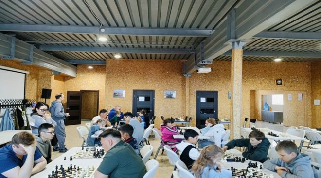 Birleşik Rusya’nın desteğiyle Çukotka ve Kemerovo’da satranç ve tenis turnuvaları düzenlendi