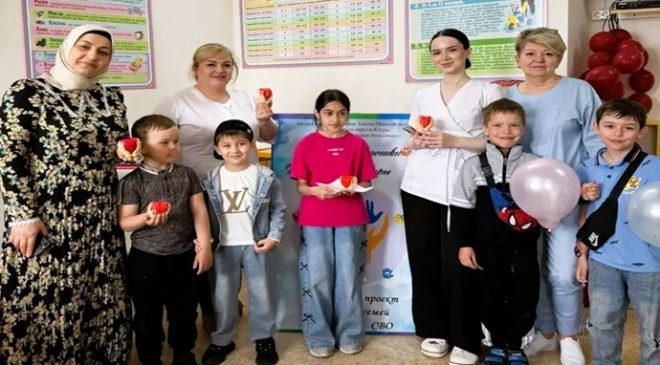 Pokachi’de (Khanty-Mansi Özerk Okrugu), Birleşik Rusya Kadın Hareketi, SVO katılımcılarının çocukları için bir sağlık muayenesi düzenledi