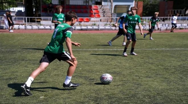 Birleşik Rusya’nın desteğiyle Rostov Oblastı’ndaki Bataysk şehrinde bir futbol turnuvası düzenlendi