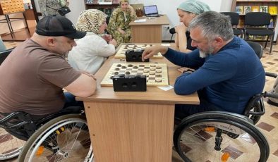 Şampiyonlarla antrenman, aile yarışmaları ve ekstrem koşular: Birleşik Rusya, Rusya’nın Gücü spor maratonuna devam ediyor