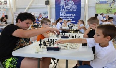 Çocuk Sporları parti projesinin desteğiyle Nizhny Novgorod Bölgesi, Krasnye Baki’de bölgesel bir hızlı satranç turnuvası düzenlendi