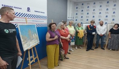 В штабе общественной поддержки «Единой России» в Великом Новгороде открылась выставка «Святое Поозерье»