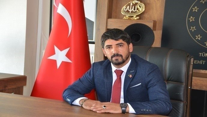 İŞ İNSANI AZİZ AKKUŞ `TAN MEVLİD KANDİLİ MESAJI