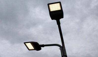 Nizhny Novgorod’da sokak aydınlatması, “Kentsel Çevre” ve “Güvenli Yollar” parti projeleri kapsamında kuruldu