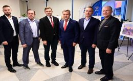 Moskova’daki Birleşik Rusya halk destek merkezinde Şehir Günü için vatansever etkinlikler düzenlendi