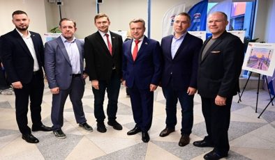 В штабе общественной поддержки «Единой России» в Москве состоялись патриотические мероприятия ко Дню города