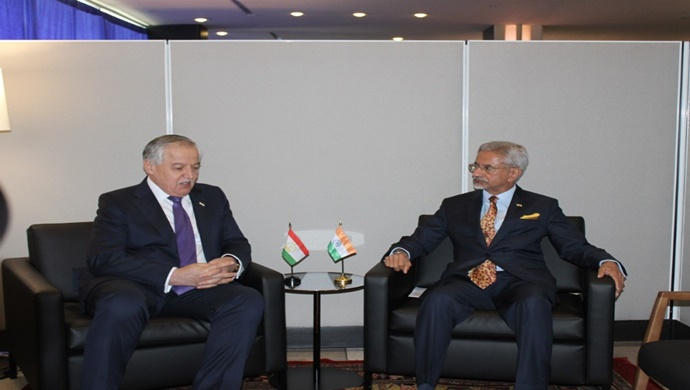 Meeting between the Foreign Ministers of Tajikistan and India