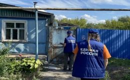Волонтёры лагеря «Курский рубеж» восстанавливают жилые дома и социальные объекты в приграничье
