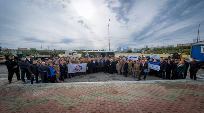 Birleşik Rusya’nın yardımıyla Surgut’tan cephe hatlarına bir parti ekipman ve makine teslim edildi