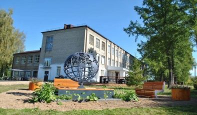 В Вичугском округе Ивановской области по проекту «Единой России» обновили ещё один школьный двор