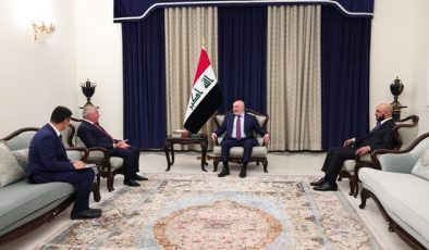 Büyükelçinin Irak Cumhurbaşkanı ile görüşmesi