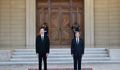 Official welcome ceremony held in Baku for Prime Minister of Cambodia