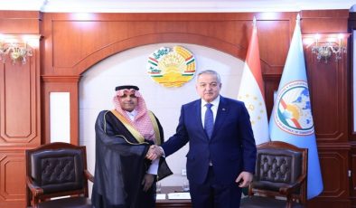 Meeting of the Minister of Foreign Affairs with the Ambassador of Saudi Arabia