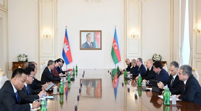 İlham Aliyev, Kamboçya Başbakanı ile kapsamlı bir görüşme gerçekleştirdi