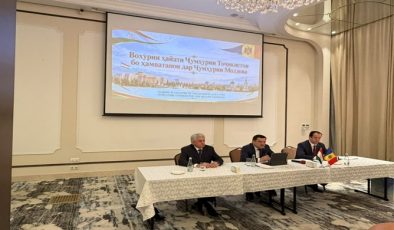 Meeting with citizens of Tajikistan in the Republic of Moldova